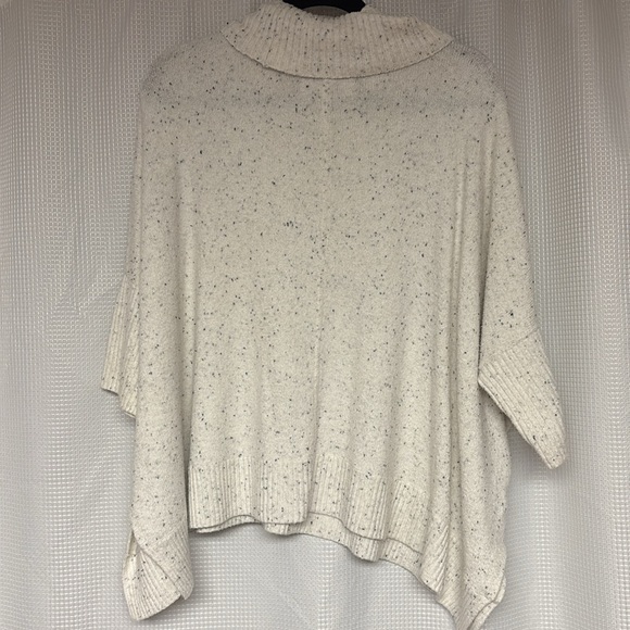 Loft Sweater - Picture 4 of 5